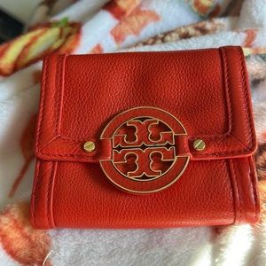 Tory Burch Amanda Orange Wallet